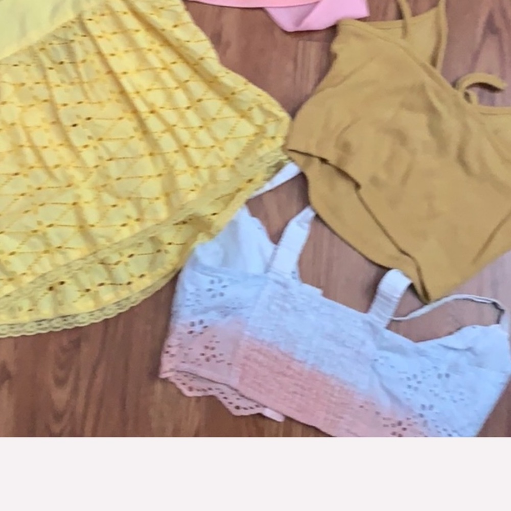 Crop Top Bundle - Picture 5 of 5